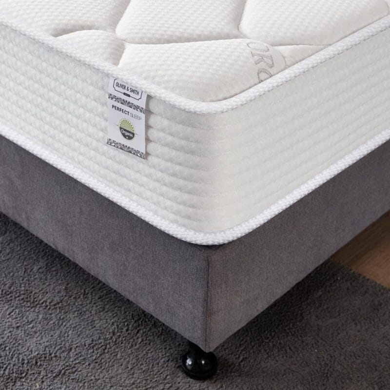 Oliver & Smith Twin 10-Inch Cool Memory Foam Hybrid Mattress (Retail: $135) - Image 6